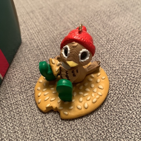 Hallmark KEEPSAKE Ornament SPENCER SPARROW, ESQ. 1989 Christmas - Picture 7 of 8